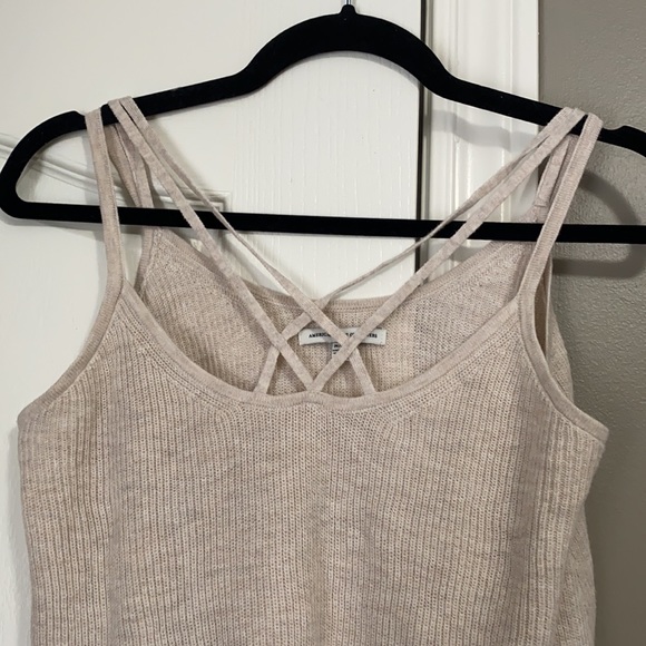 Women’s top - Picture 2 of 3